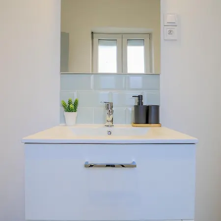 Zenkaserenity 2- 3 Min Gare-iut-centre, Confort Apartament