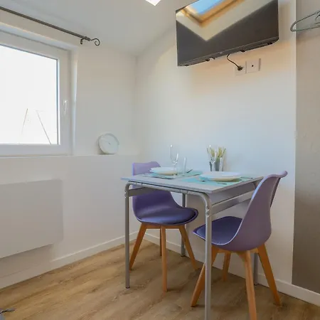 Apartament Zenkaserenity 2- 3 Min Gare-iut-centre, Confort Saint-Quentin (Aisne)