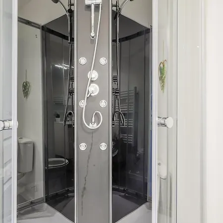 Apartman Zenkaserenity 2- 3 Min Gare-iut-wifi-centre, Confort Saint-Quentin