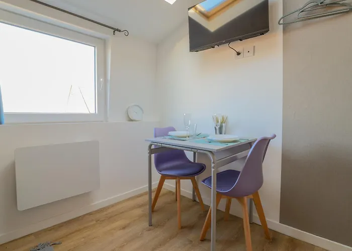 Apartment Zenkaserenity 2- 3 Min Gare-iut-wifi-centre, Confort Saint-Quentin (Aisne)