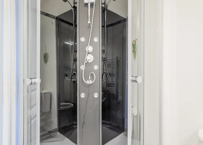 Apartment Zenkaserenity 2- 3 Min Gare-iut-wifi-centre, Confort Saint-Quentin (Aisne)